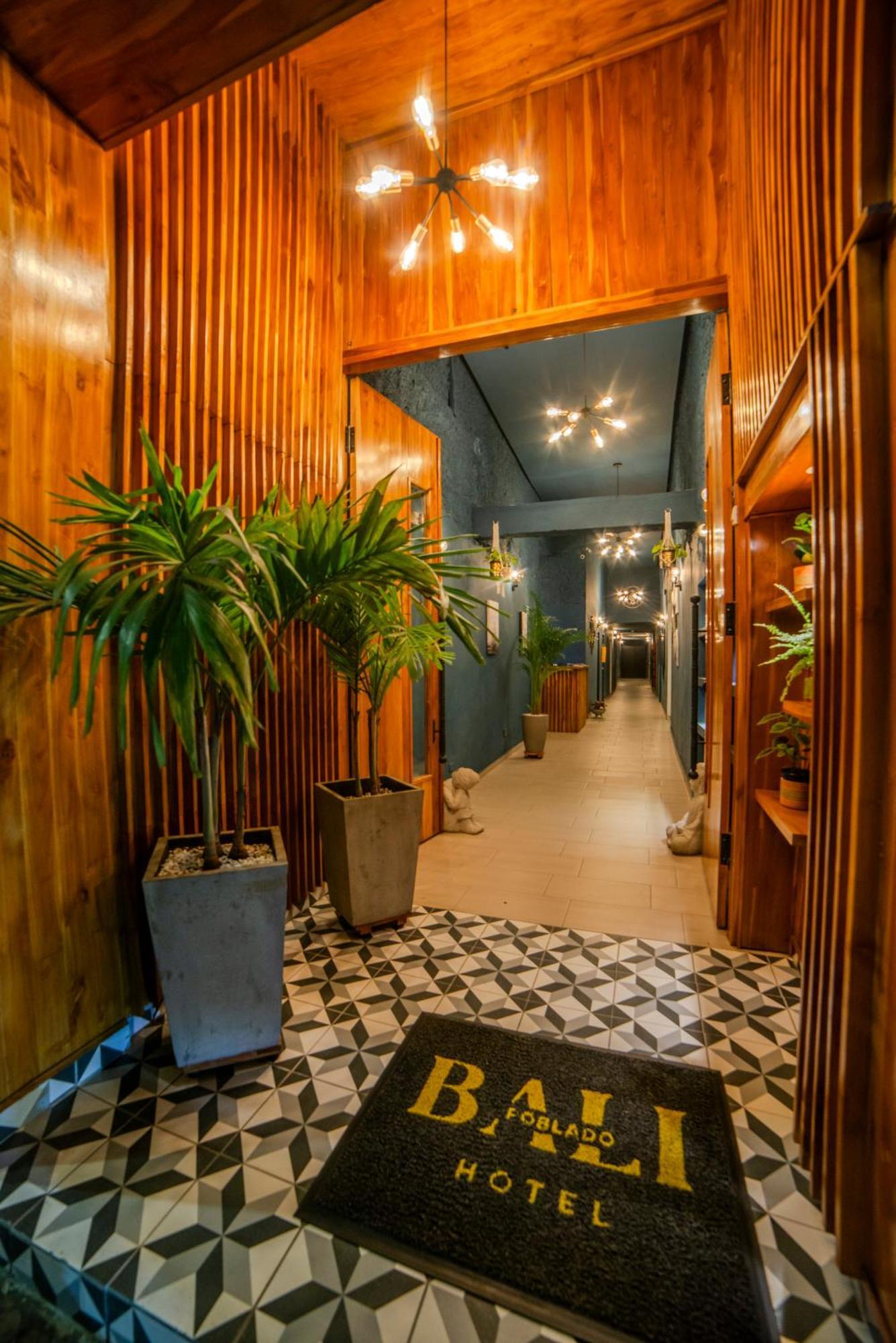 Hotel Bali At Poblado เมเดยิน ภายนอก รูปภาพ